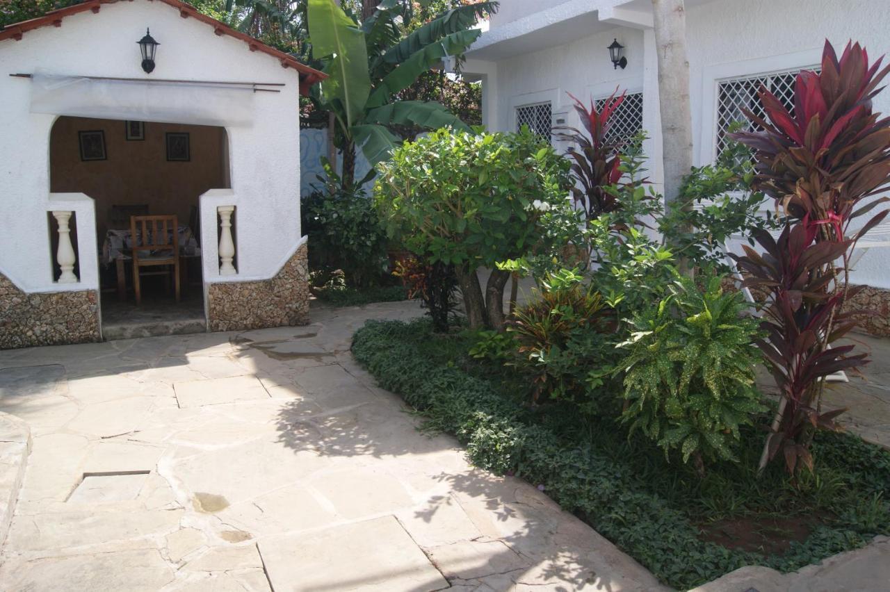 Luciano & Grace Apartments Watamu Exterior foto